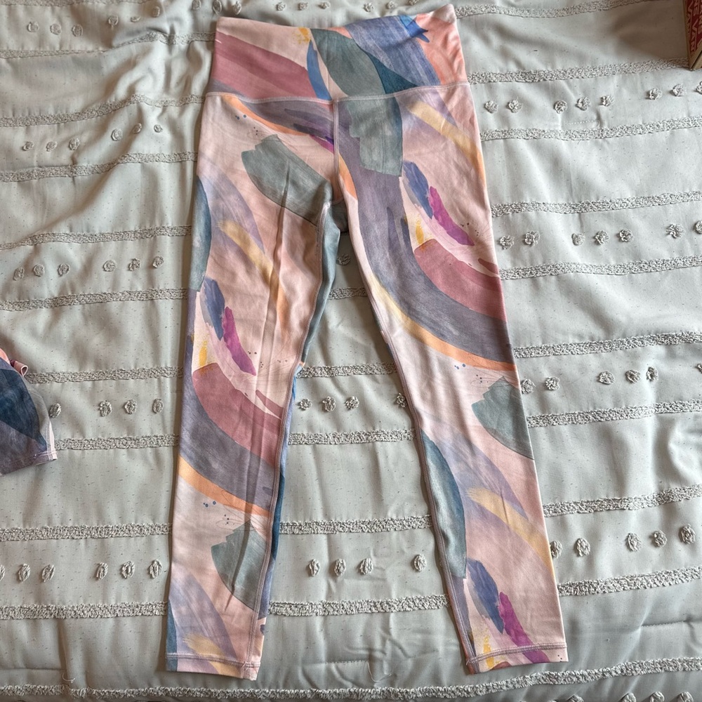 Athleta Elation High Rise 7/8 tight in Vibrance Orchid Pink